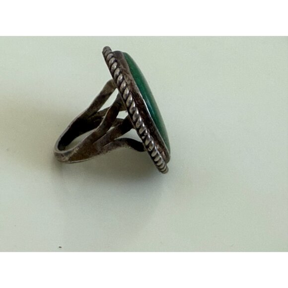 Vintage 70's Large Navajo Green Turquoise Ring Size 5.5 - Picture 11 of 12